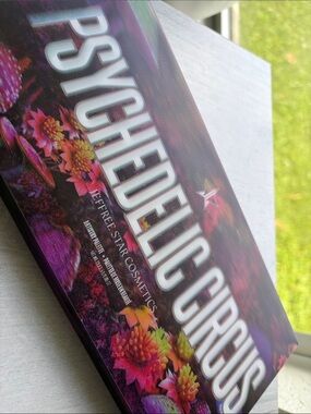 NEW UNUSED Jeffree Star Psychedelic Circus Palette RARE Discontinued HTF w/ Box
